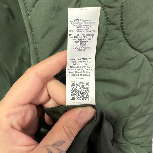 New Look | Olive Quilted Vest | Size: Medium - Picture 6 of 7